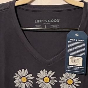 Blue Life is Good 3 Daisy v neck tee shirt